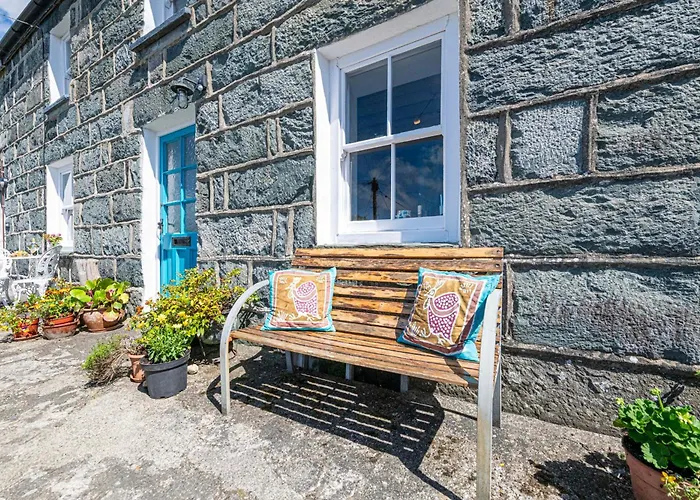 Stylish Home From Home With Great Views