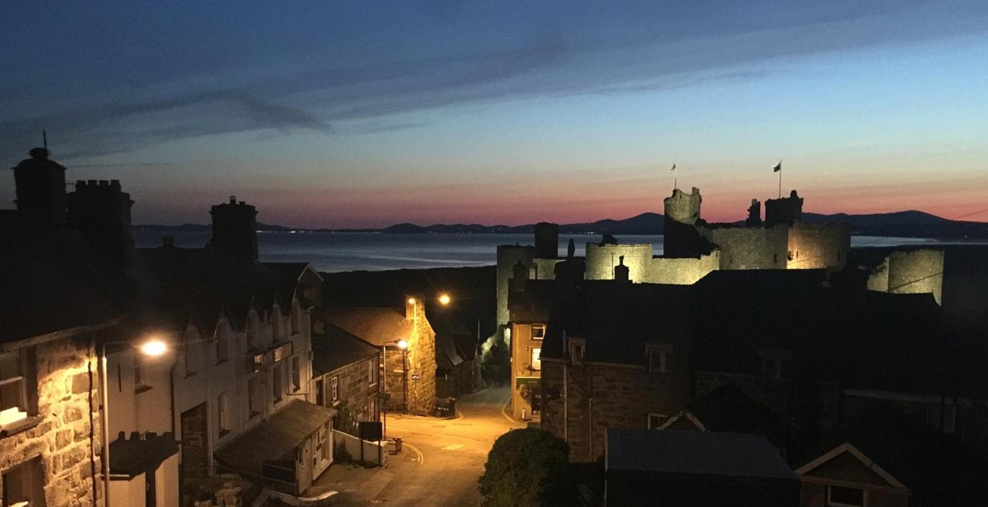 Stylish From With Great Views * Harlech