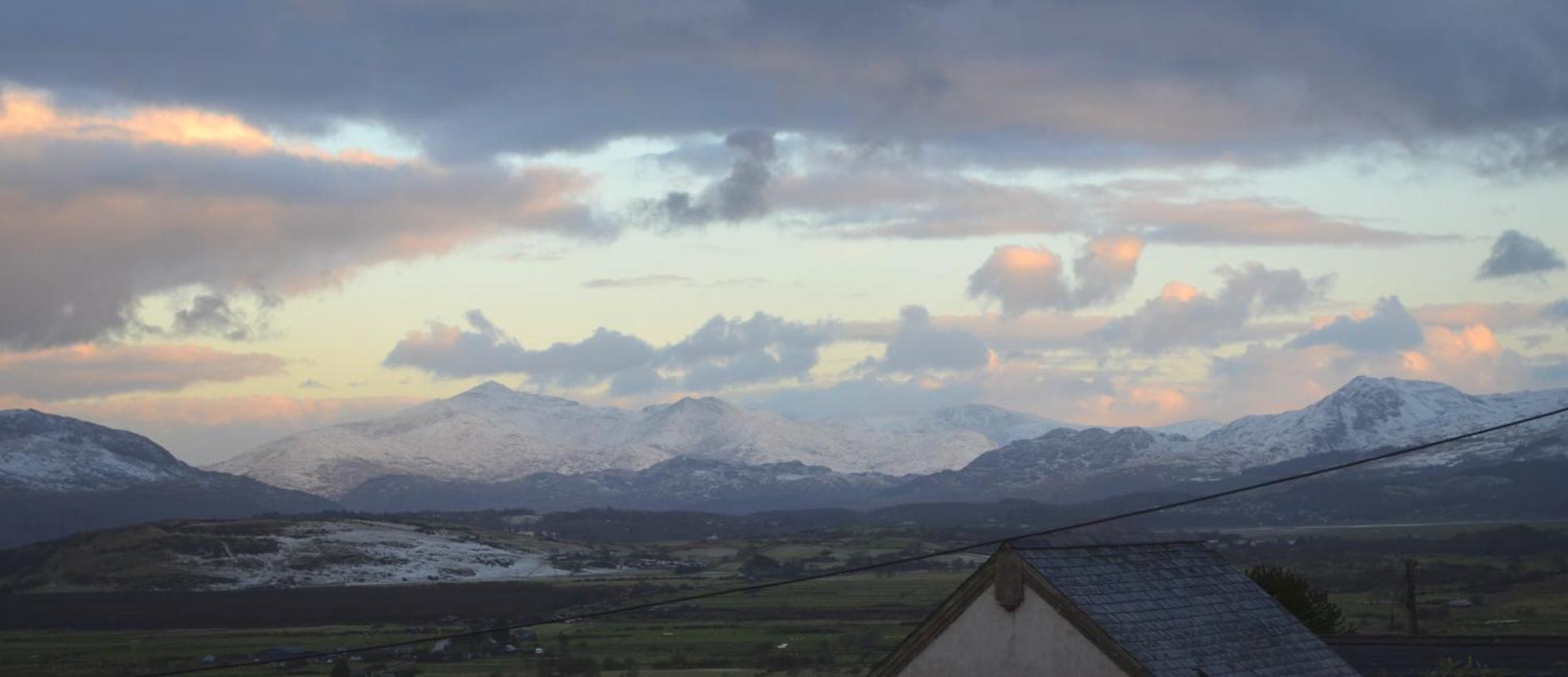 Stylish From With Great Views Harlech